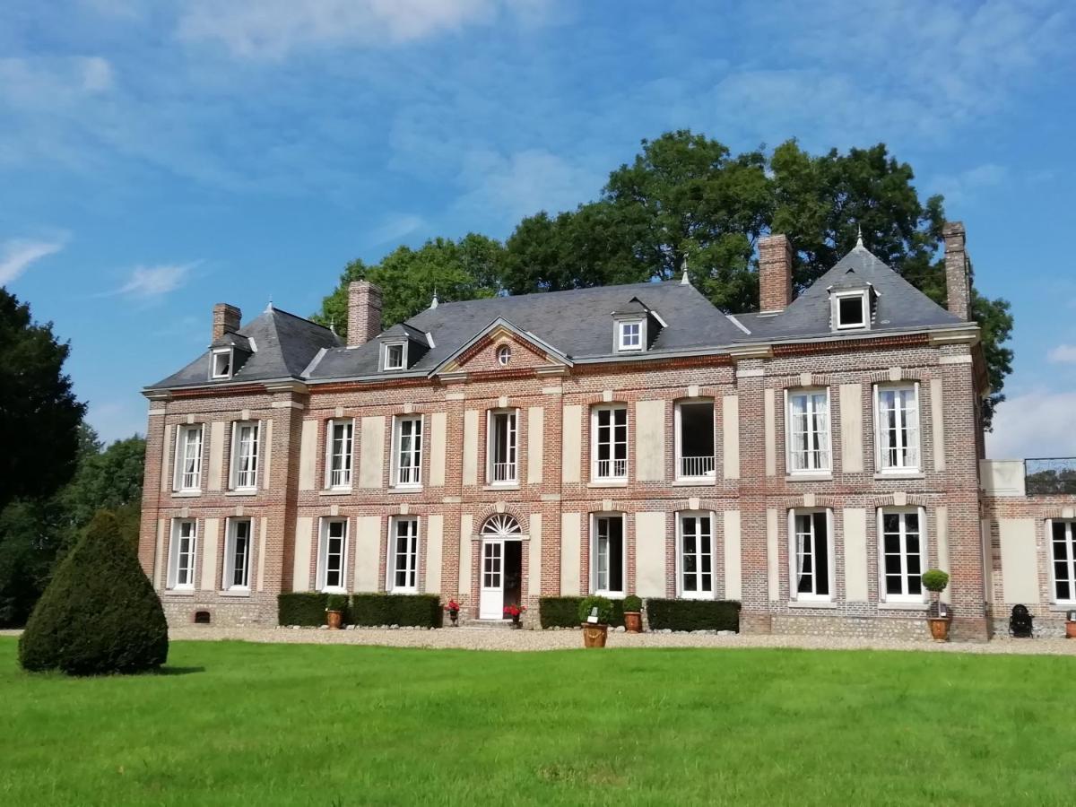 Chateau De Cleuville Exteriör bild